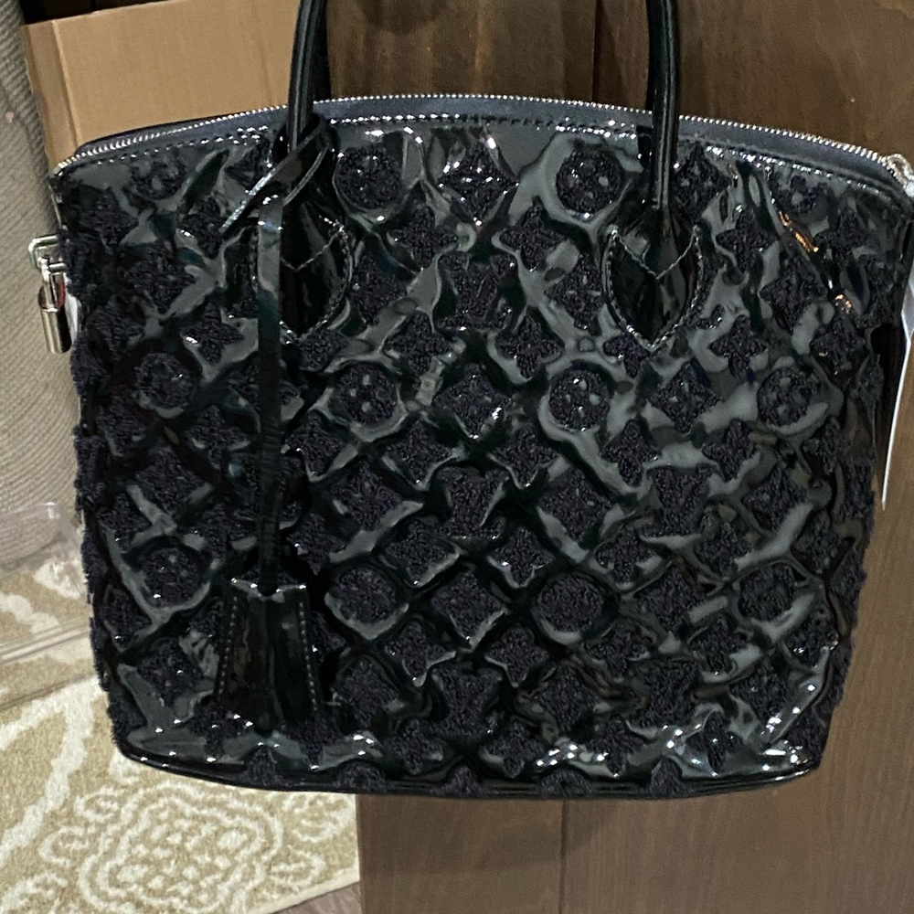 Authentic Louis Vuitton Purse